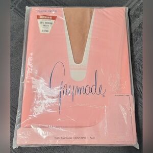 Deadstock 1960s JC Penneys Gaymode Nylons Size 10 1/2 Sheer Dark Seam